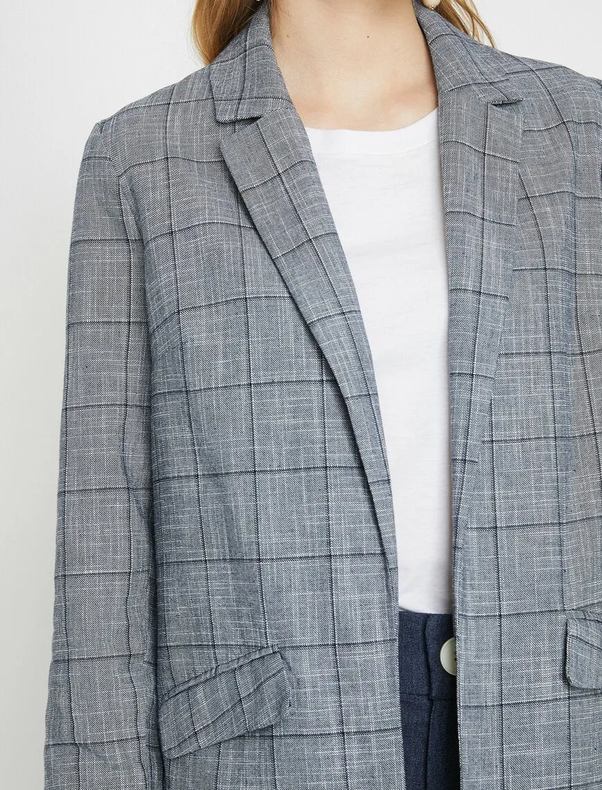 10622 Navy Blue Folded Cuff Check Jacket