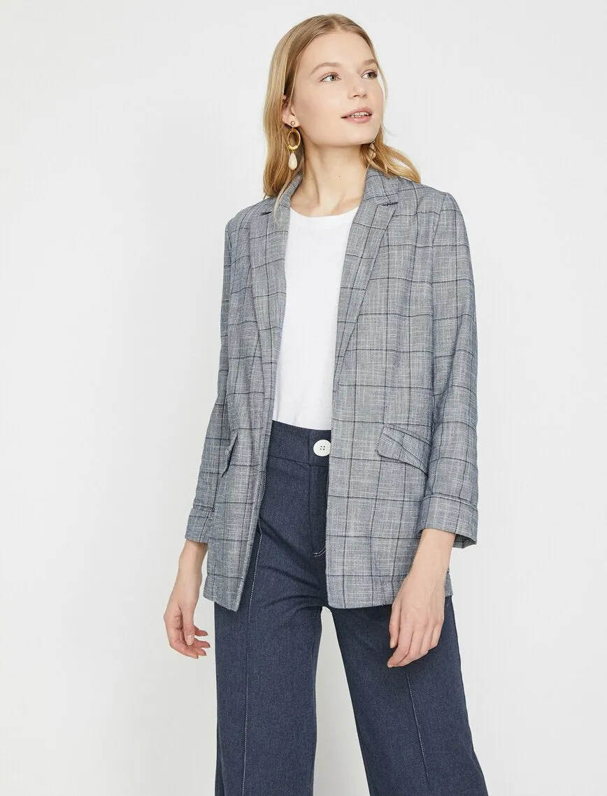 10622 Navy Blue Folded Cuff Check Jacket