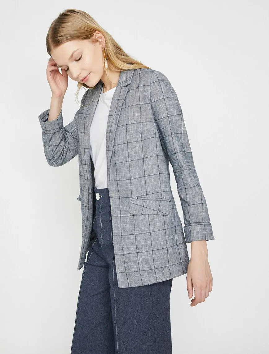 10622 Navy Blue Folded Cuff Check Jacket