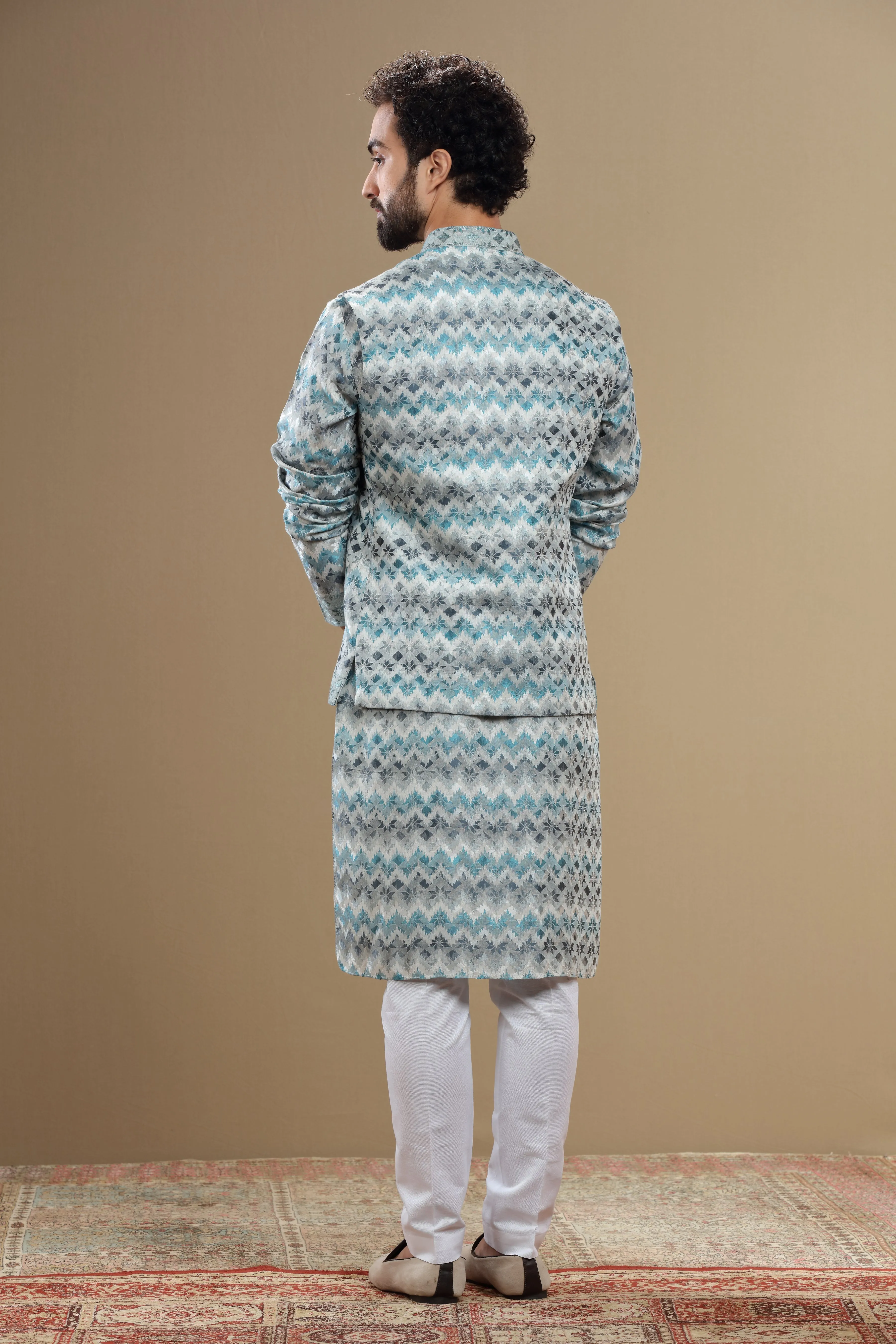 Beige Silk Dupatta Jacket Set With Geometric Threadwork