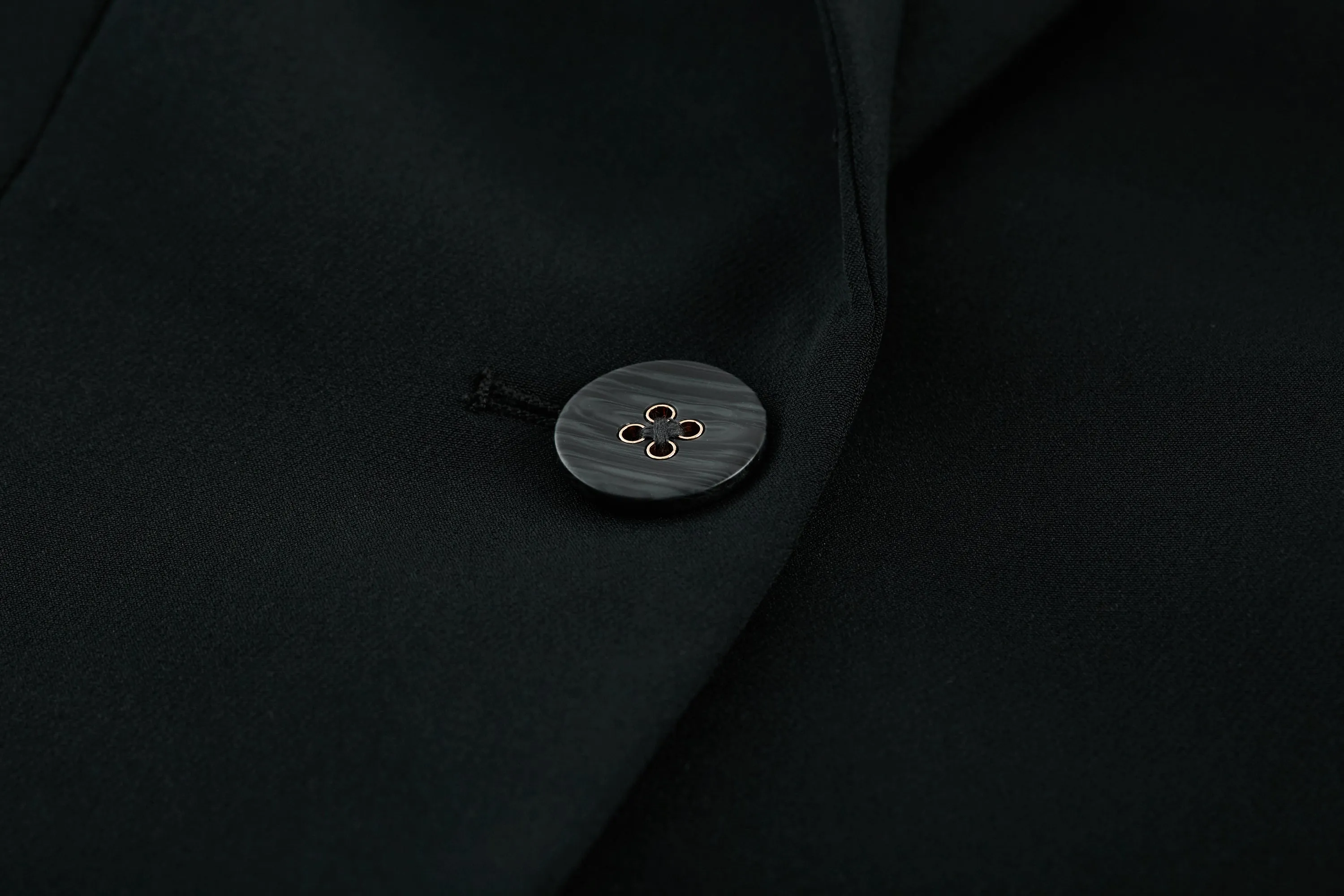 Sofia Multi-way Stretch Suit Blazer with Brooch