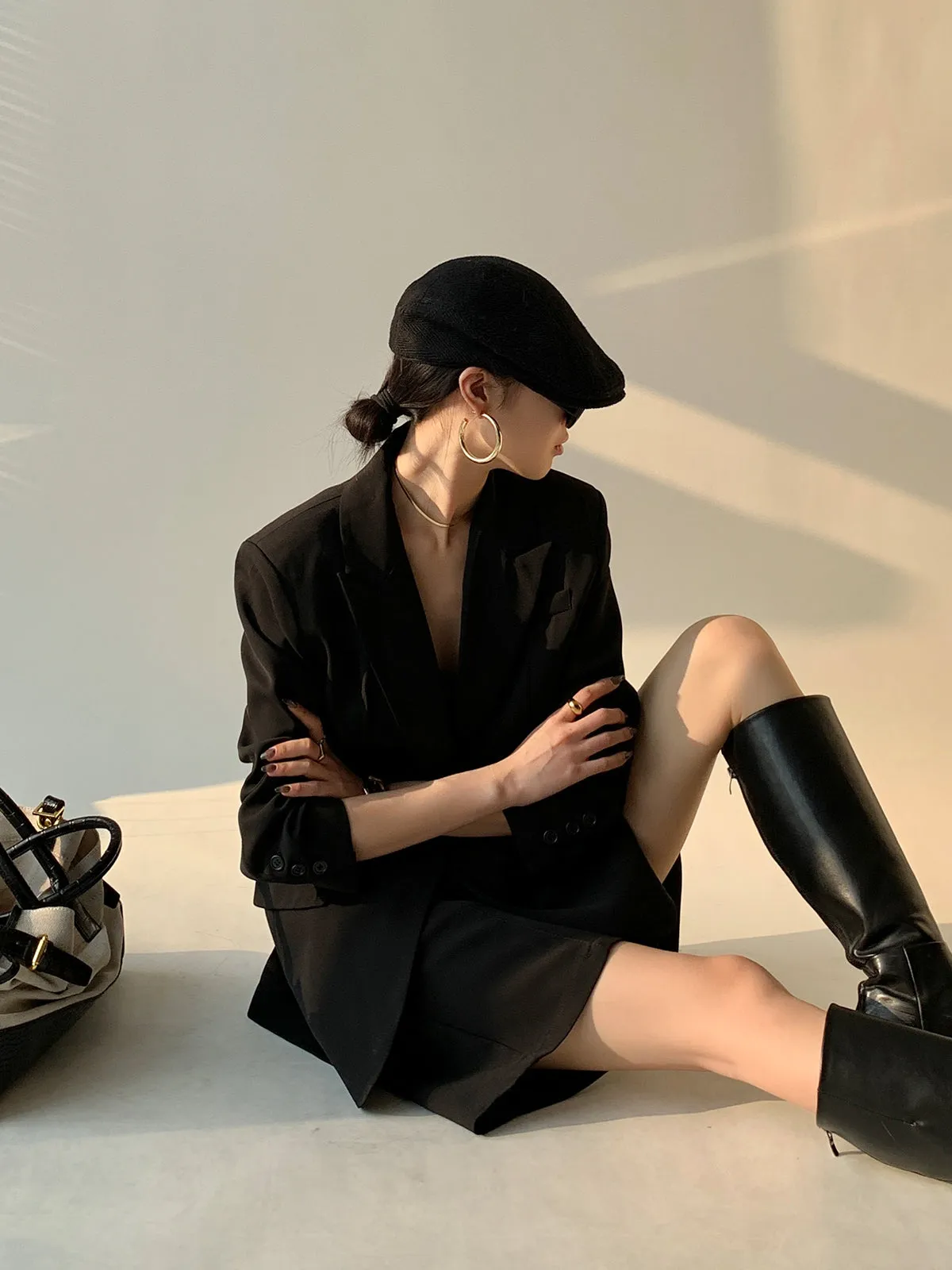 Tailored Slim Waist Jacket - Black