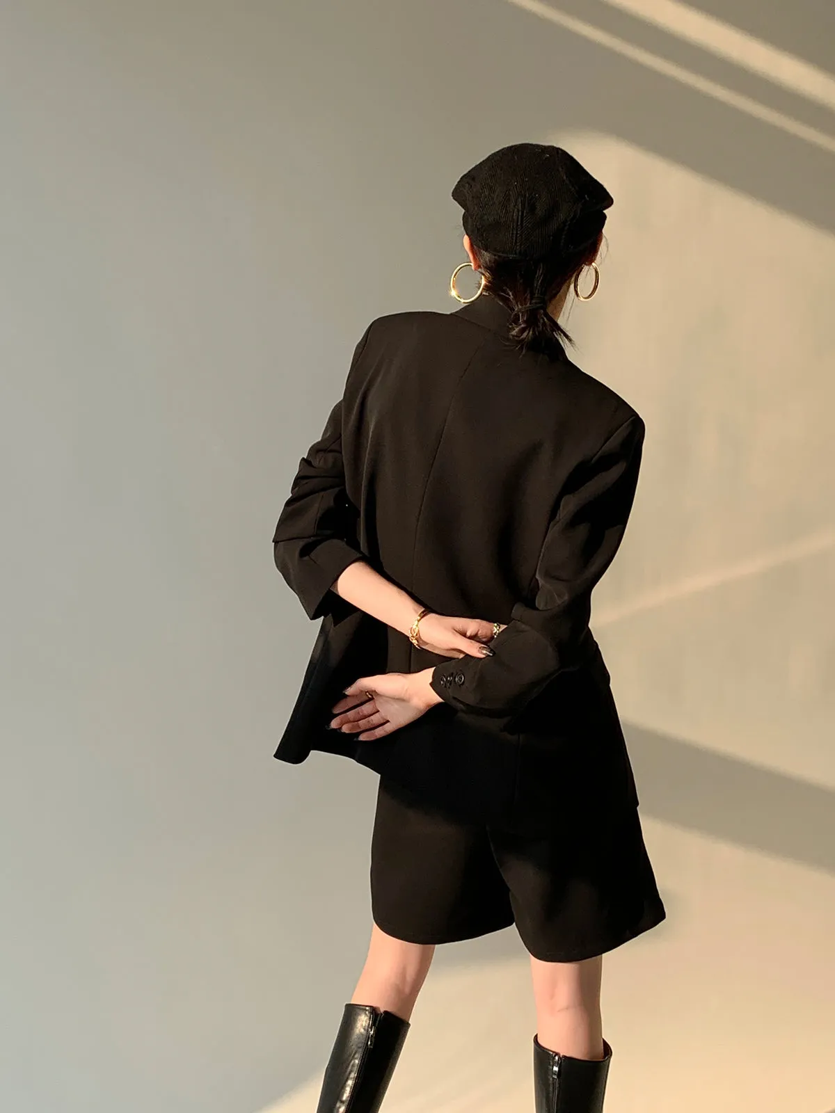 Tailored Slim Waist Jacket - Black